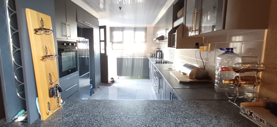 3 Bedroom Property for Sale in Mdantsane Nu 17 Eastern Cape